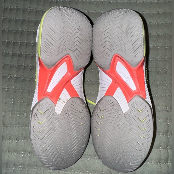 Mizuno Wave Exceed Tour 5 Tennis Shoes Womens  Size 7.5 Highlighter Green - Picture 8 of 9